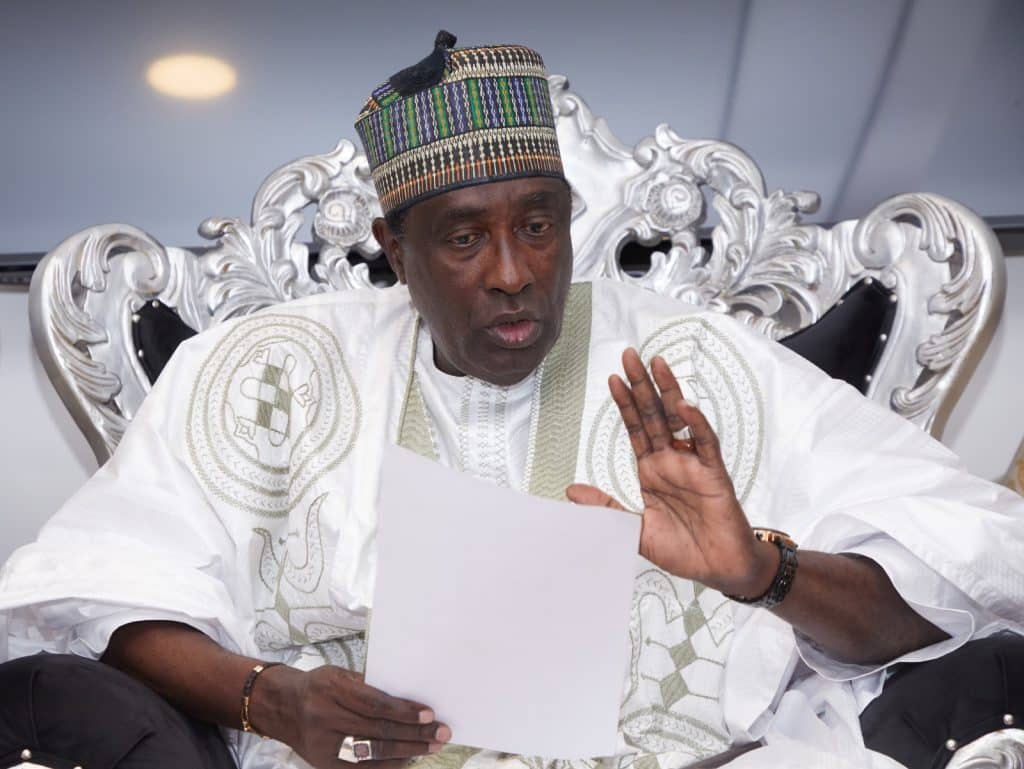 Course aux parrainages : Le ministre Abdou Karim Fofana reçoit les commerçants de Petersen et de Colobane