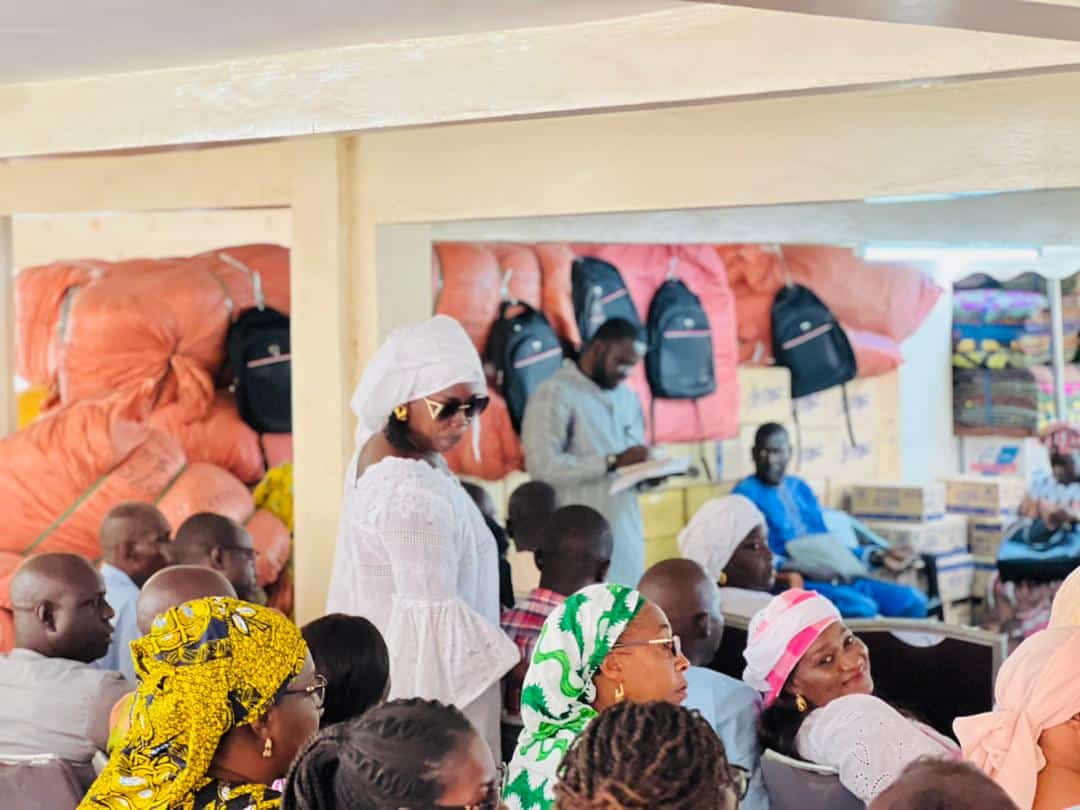 (Photos) Abdou Karim Sall effectue sa traditionnelle cérémonie de remise de fournitures scolaires aux écoles