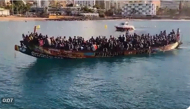 Emigration clandestine : Une pirogue avec abord 138 migrants sénégalais dont 47 femmes accoste en Espagne