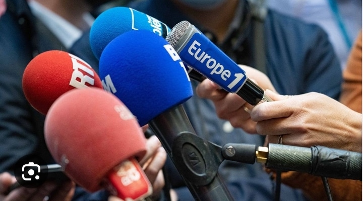 Union européenne: Une législation pour protéger les journalistes et les médias