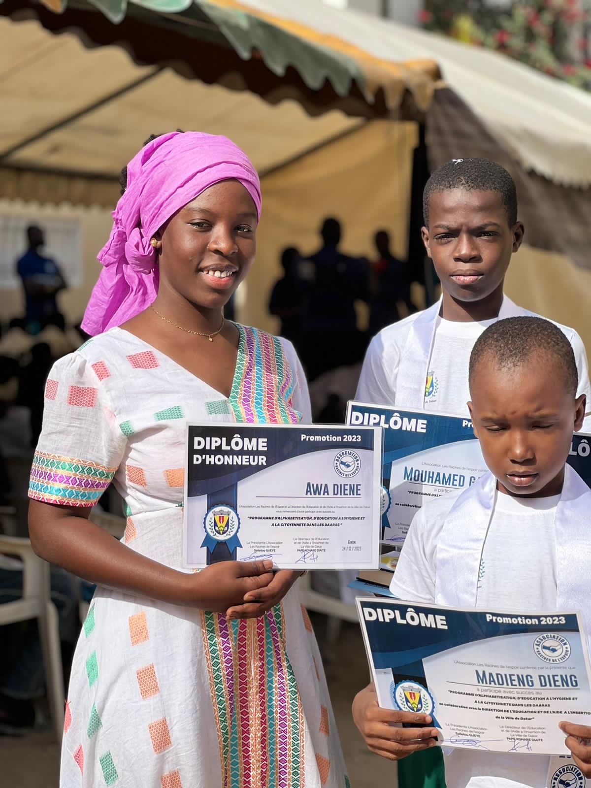 (Photos) Un Pas Vers l'Autonomisation : Remise des Diplômes pour la Promotion Inaugurale du Programme d'Éducation à l'Hygiène et au Civisme dans les Daraas de Dakar