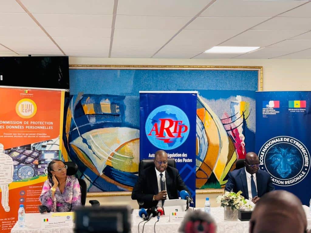 (Photos) L'ARTP conclut un partenariat avec la CDP et l'ENCVR dans le domaine de la sécurité et des technologies au Sénégal.