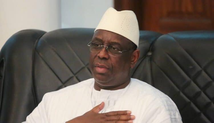 Effondrement d'un immeuble à Khar Yalla : "J’adresse mes condoléances émues aux familles des victimes" (Macky Sall)