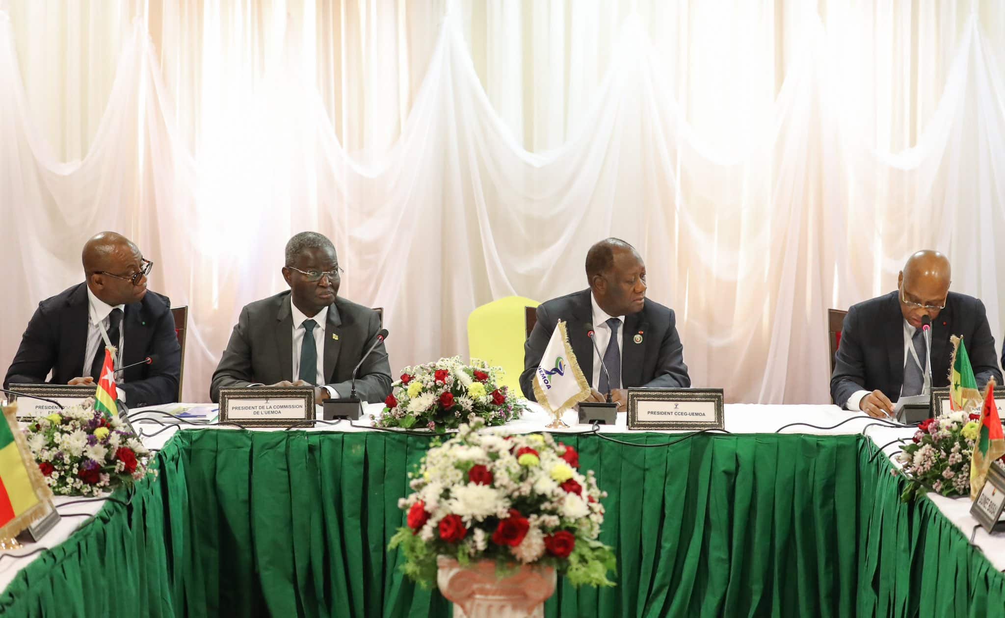 UEMOA : Le Chef de l'Etat Macky Sall a participé à la session extraordinaire qui a examiné la situation sous régionale