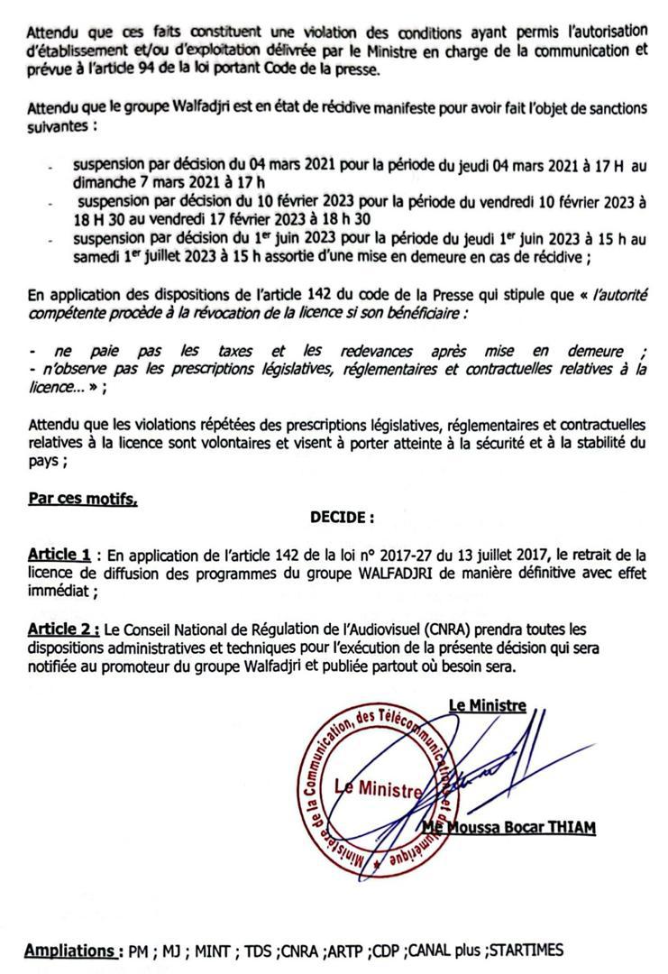 Coupure du signal de walfadjiri: le ministre Moussa Bocar Thiam notifie le retrait définitif de la licence