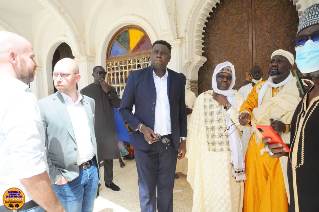 Médina Baye : Le Khalife bénit le programme de modernisation des sites de commerce grâce à l'entregent de Moustapha Faye