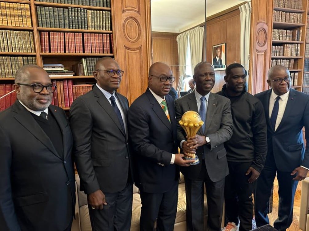 Journées FIFA – Côte d’Ivoire : Le trophée de la CAN est arrivé en France