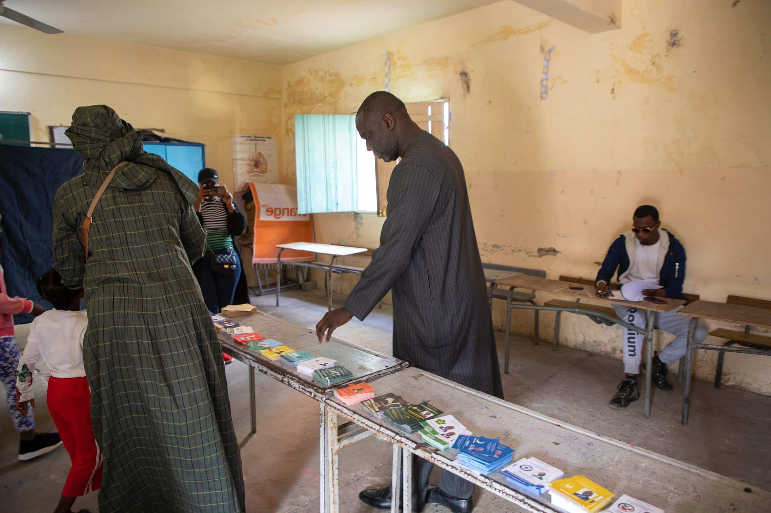 Point E : Le ministre Abdou Karim Fofana s'est acquitté de son devoir civique 