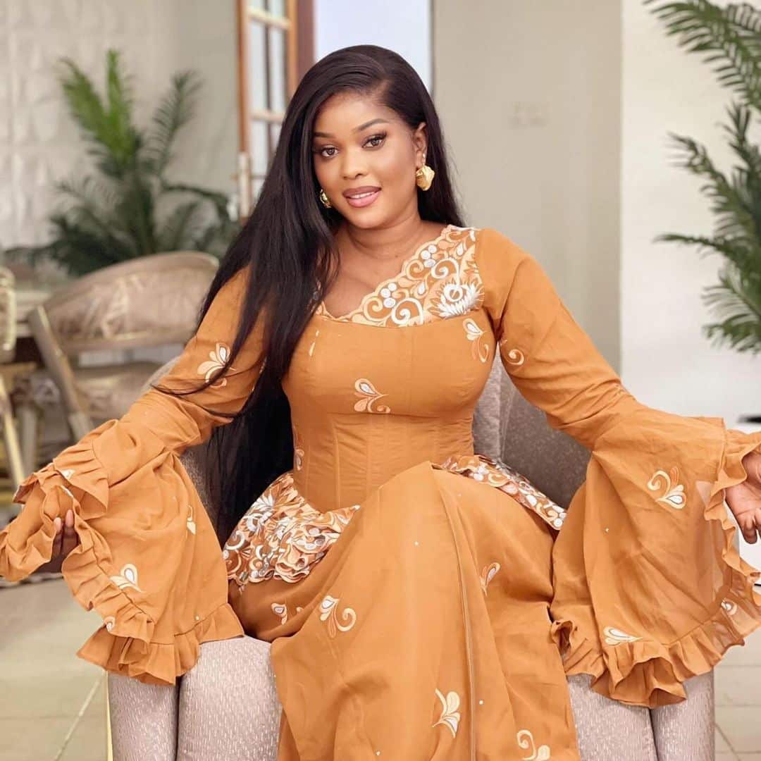 (20 Photos) L'actrice Dieynaba Tall "Bété Bété" La nouvelle chouchou des internautes