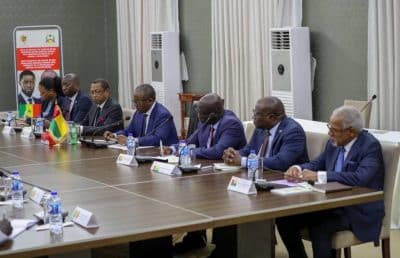 Rencontre Diomaye et Embaló : Divers axes de coopération ont été passés en revue au cours des échanges