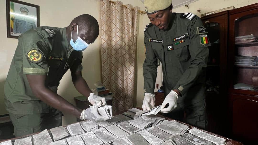 (Document + Photos) Douane: Saisie de billets noirs d’une contrevaleur de cinq (05) milliards CFA à Goudomp