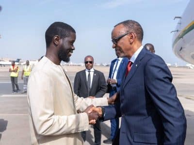 Visite de Travail : Le Président Paul Kagame chaleureusement accueilli par le Chef de l’Etat Bassirou Diomaye Faye