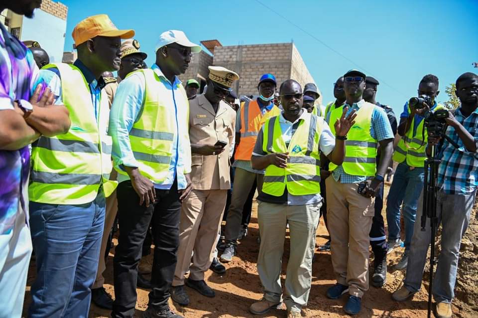 Progep 2 : Le ministre de l'assainissement en visite de chantier à Keur Massar