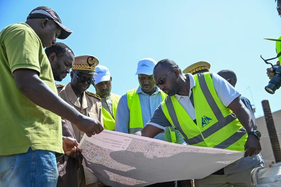 Progep 2 : Le ministre de l'assainissement en visite de chantier à Keur Massar