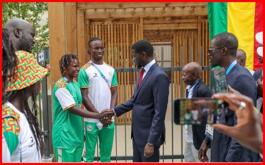 Village Olympique de Paris : Le Président Diomaye adresse un vibrant hommage aux athlètes Sénégalais