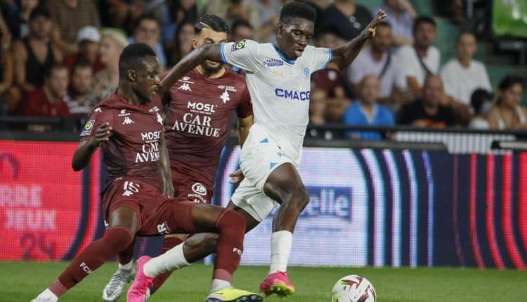 Football : Ismaïla Sarr a signé son contrat avec Crystal Palace