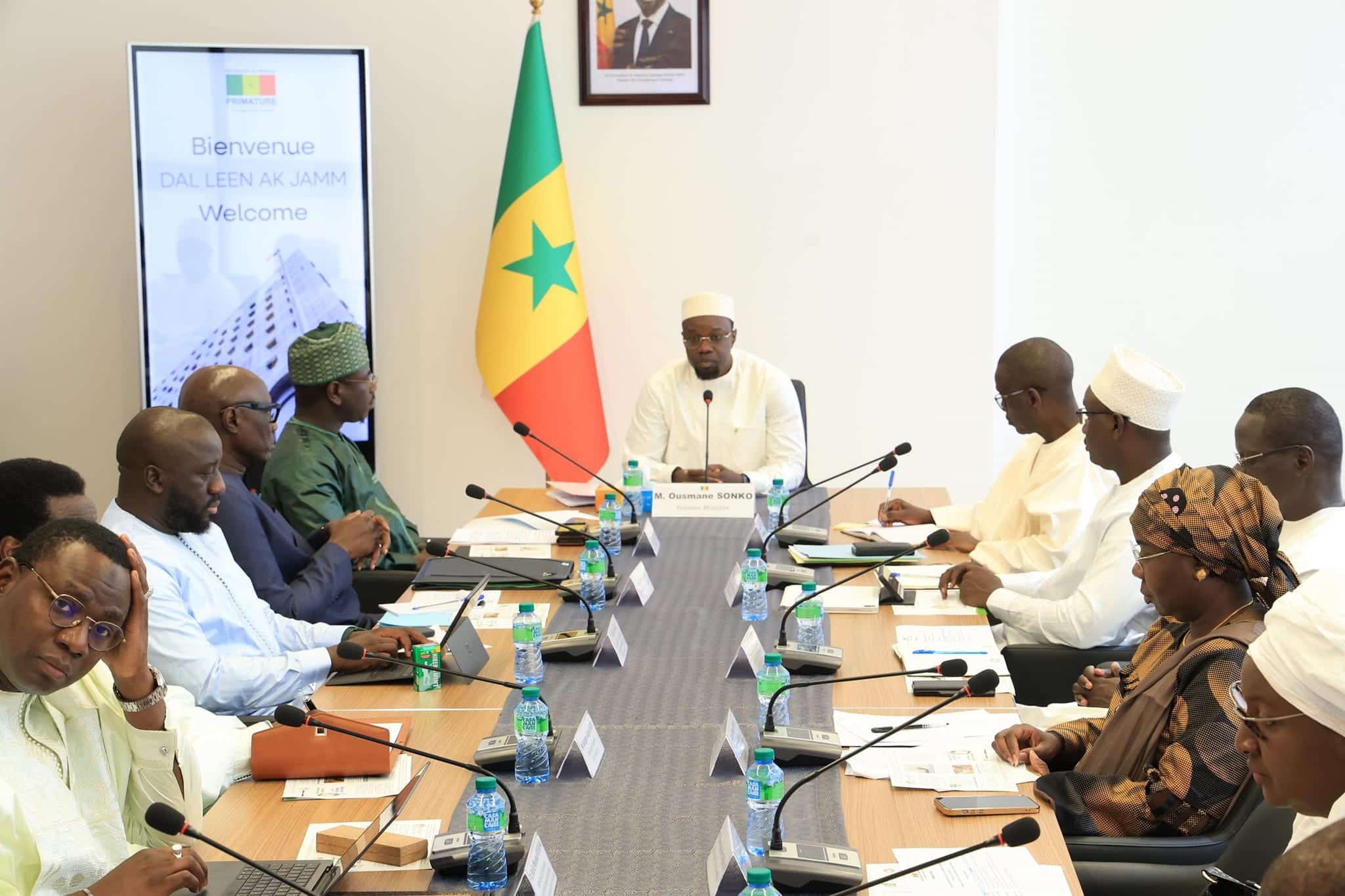 En images : Sonko préside le Conseil interministériel sur l'économie d'énergie, (Photos)