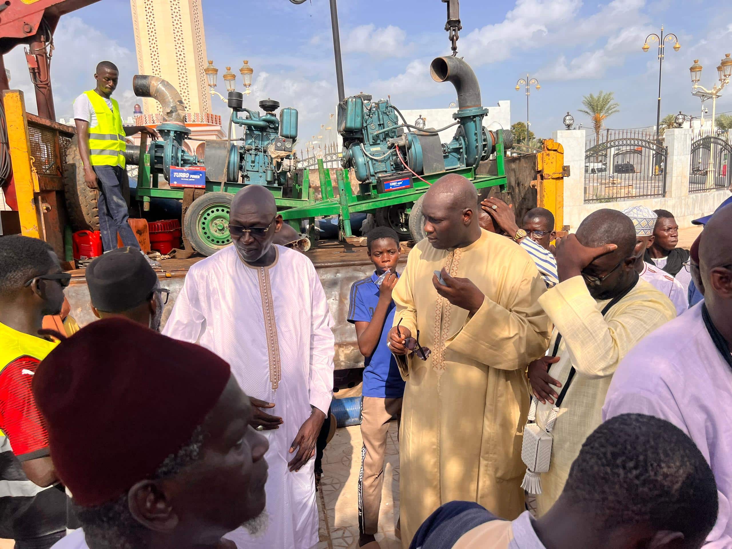 Le Maire de Dakar Barthélémy Dias au secours des populations de Touba touchées par les inondations