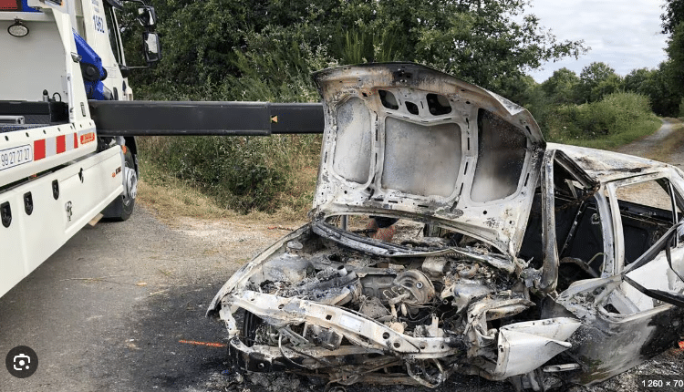 Diamaguene : Un véhicule prend f€u sur l'autoroute