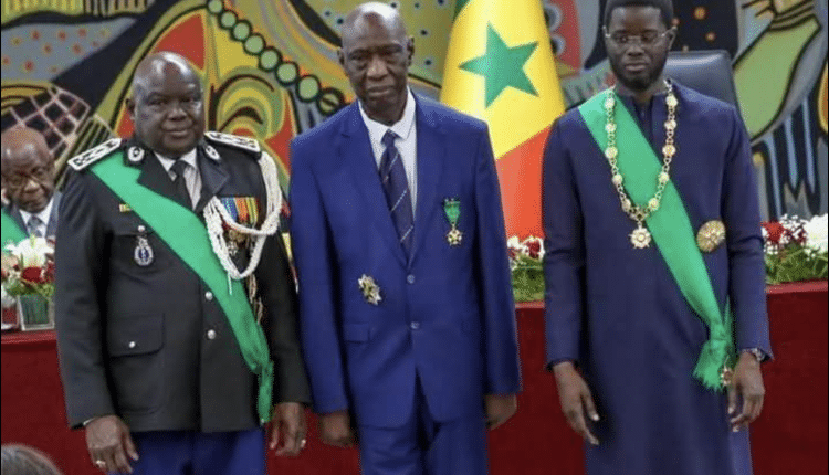 Abdoul Aziz Ndaw, Grand Officier dans l'ordre du Mérite