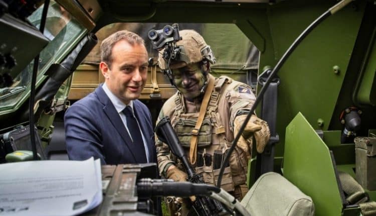 Sébastien Lecornu (Ministre français) : "L'influence française en Afrique n'est pas que militaire, elle est économique..."