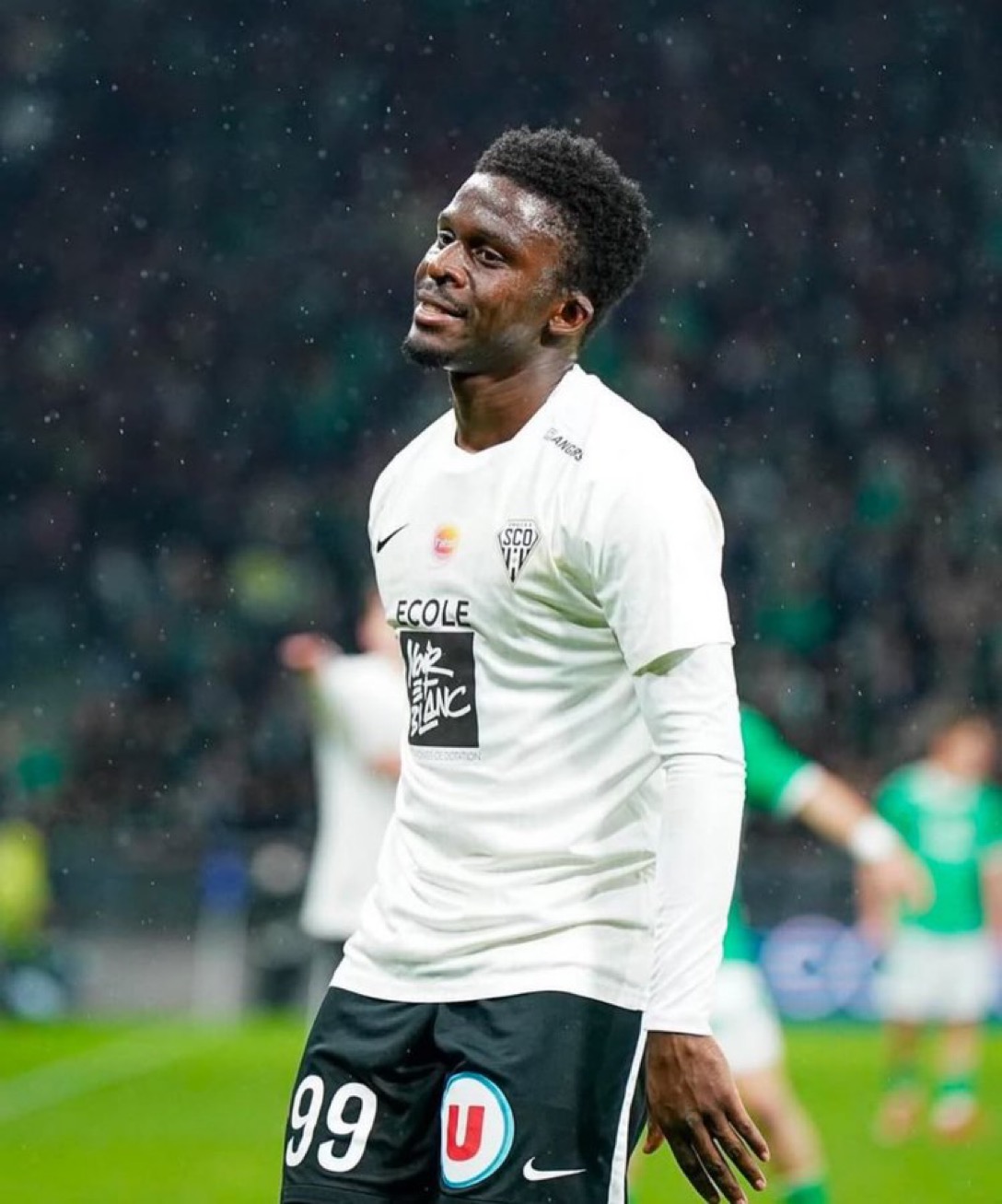 Ligue 1 : Bamba Dieng offre le point du nul à Angers