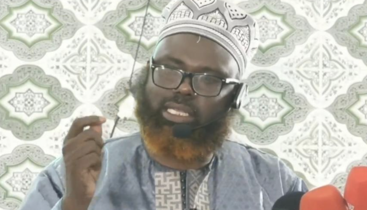 La Prière de Korité à l'UCAD : L’Imam Oumar Sall prêche l'entraide et le bon voisinage