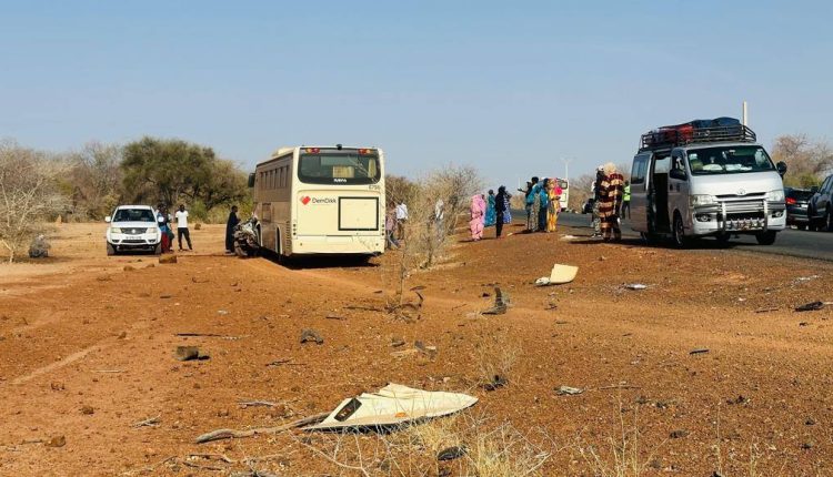Axe Linguère-Matam : Une collision entre un bus Dem Dikk et une Peugeot fait plusieurs victimes