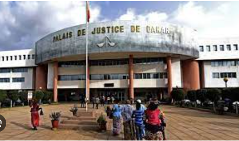 Justice : Un maçon ayant mordu un policier écope d'une peine de 3 mois de prison ferme