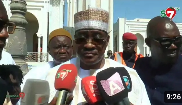 (Vidéo) - Madické après la prière : "Bayina politique, litakhone Ma Dém thi dialogue Bi..."