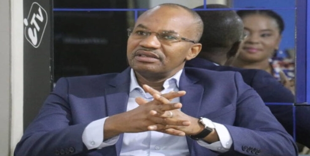 MIK : "Il ne passe pas une semaine sans que le gouvernement emprunte de l'argent..."