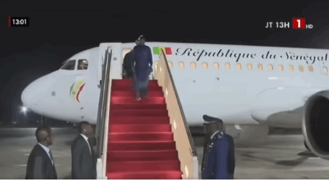 De retour des États-Unis : Diomaye accueilli par le gouverneur militaire du Palais