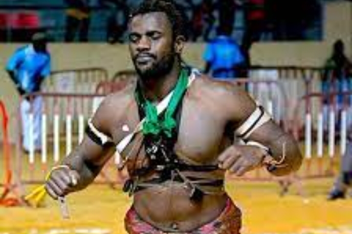 Lutte : Thiatou Yoff bat Zacob Baldé