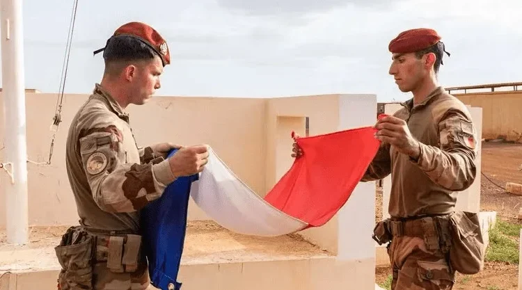 Bases militaires au Sénégal : La France restitue ses dernières emprises le 18 juillet prochain
