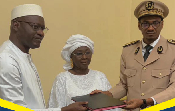 Ville de Dakar : Le nouveau maire, Abass Fall, officiellement installé