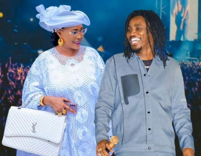 Mame D. Fam soutient Waly Seck : "Tu es mon fils, je te soutiendrai quoi qu'il Advienne !!"
