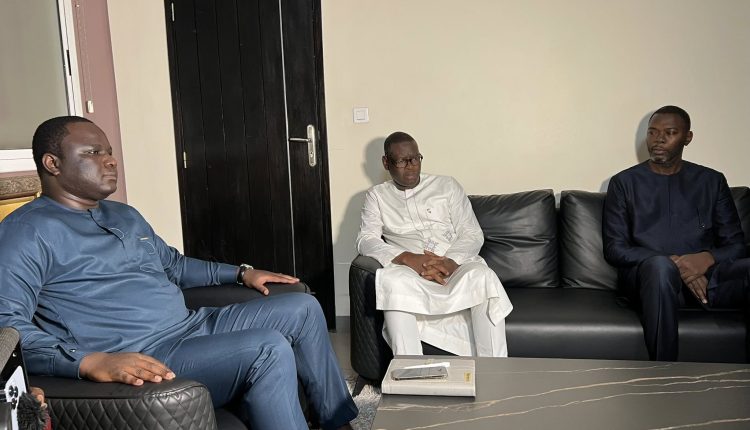 Ageroute : Déthié Fall débarque dans les locaux à 6 heures 30