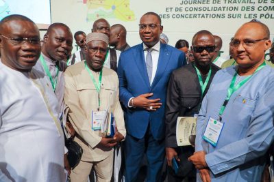 Sénégal : Moussa Balla Fofana mène une concertation nationale autour des huit pôles-territoires
