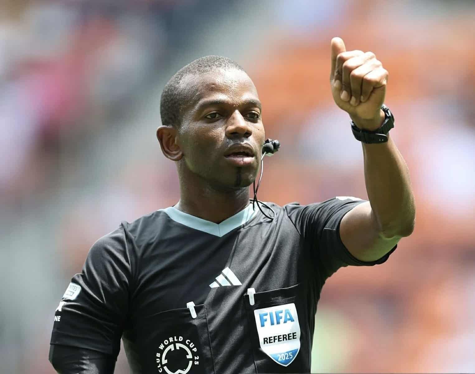 CAN 2025 : L’arbitre sénégalais Issa Sy au sifflet du match Égypte-Zimbabwe, lundi