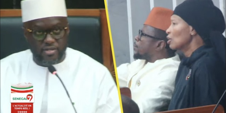 « Arrêtez, Bayil Nit Yi Ñou Liguéye,… » El Malick recadre sévèrement Abdou Mbow devant Sonko (Vidéo)