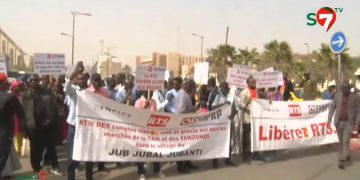 Plainte de Pape Alé Niang : Les cinq syndicalistes rentrent libres après leur audition