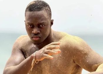 Épaule déboîtée Face à Bou Siteu : Fils de Tigre va s’éloigner de l’arène pour au moins 06 mois…