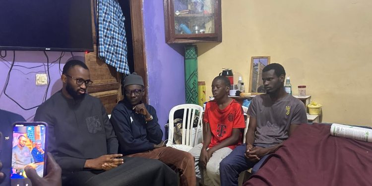 Société : Bassirou Kébé chez la famille du défunt étudiant Abdoulaye Ba