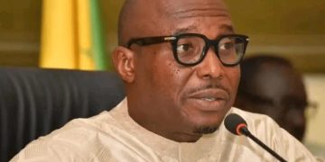 Salaires des enseignants : l&rsquo;UE-SBNB dénonce des ponctions « massives et arbitraires » et accable le régime Pastef