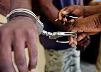 Dakar : Un chauffeur arrêté pour circulation sur un trottoir