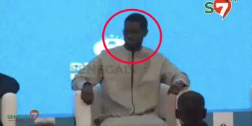 AG de la coalition Diomaye : L&rsquo;arrivée mouvementée du président Bassirou Diomaye Faye dans la salle (Vidéo)
