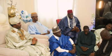 Dubaï : Sheikh RoiKara célèbre la naissance de son fils et confirme son rôle de leader familial et économique