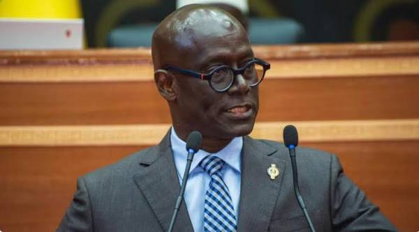 « Une nouvelle affaire de dette cachée ? », (Par Thierno Alassane Sall)