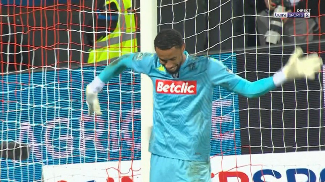 Yehvann Diouf envoie son équipe en demi-finales avec deux arrêts décisifs