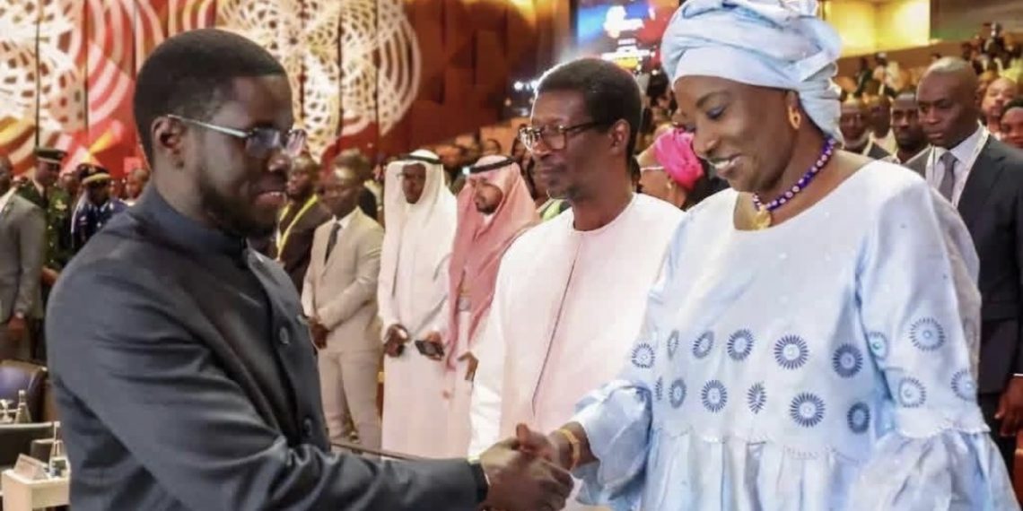 AG du 07 mars de la Coalition Diomaye Président : Dr Aminata Touré annonce la présence du Chef de l’État Bassirou D. Faye